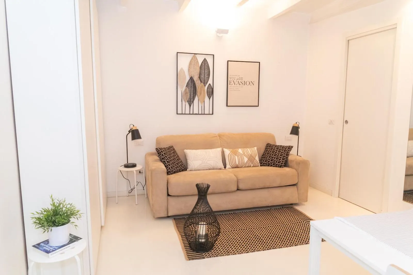 Golden Leaf - 7Sundays Apartment Milan Italy